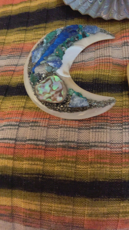 Vintage Huge Metallic Retro Fan Brooch